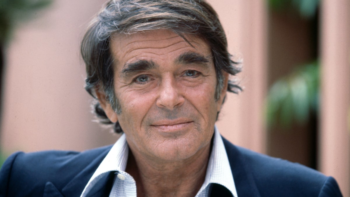 Actor Stuart Whitman Dead at 92 Actor Stuart Whitman Dead at 92