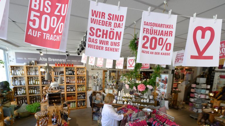 Merkel warns coronavirus crisis 'still at the beginning' Merkel warns coronavirus crisis 'still at the beginning'