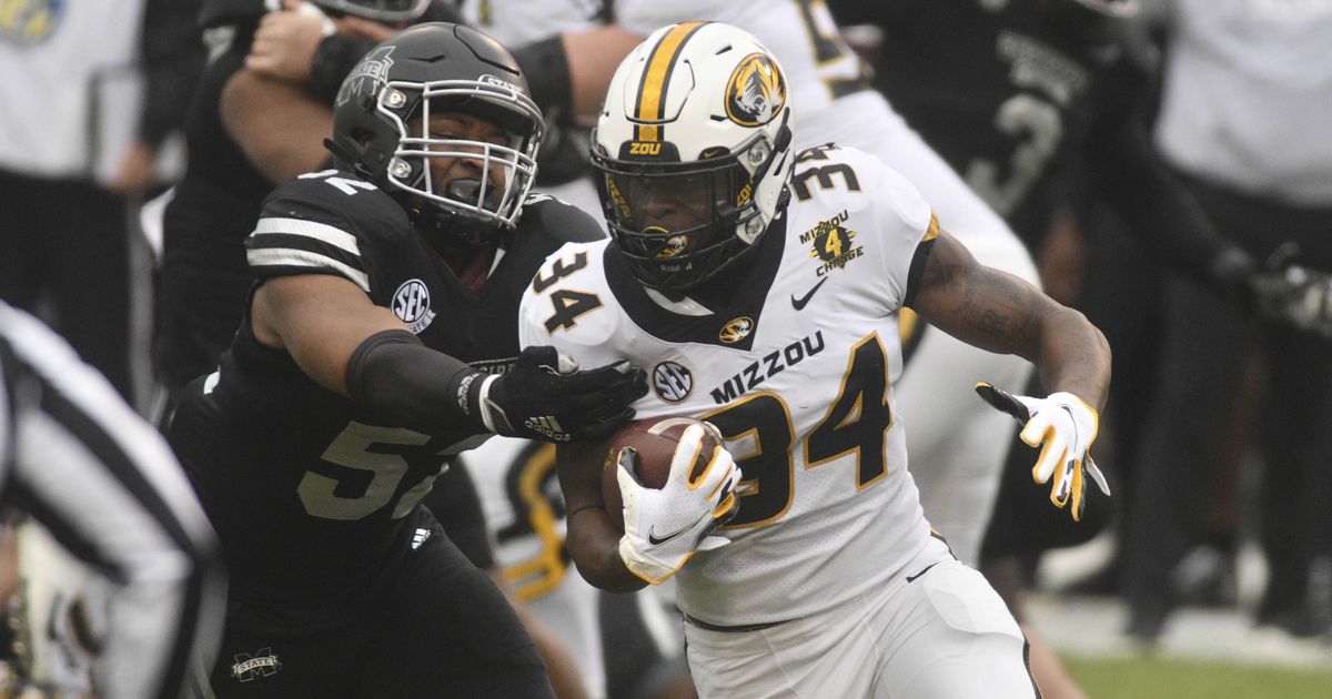Tigers fall in regular-season finale to Mississippi State 51-32
Tigers fall in regular-season finale to Mississippi State 51-32