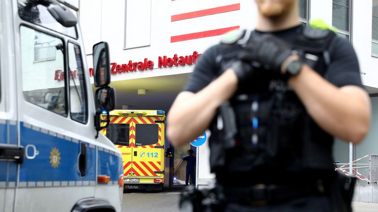 Alexei Navalny 'can talk again' as 'police protection stepped up' after poisoning Alexei Navalny 'can talk again' as 'police protection stepped up' after poisoning